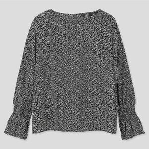 Uniqlo Floral Smocked Sleeve Blouse